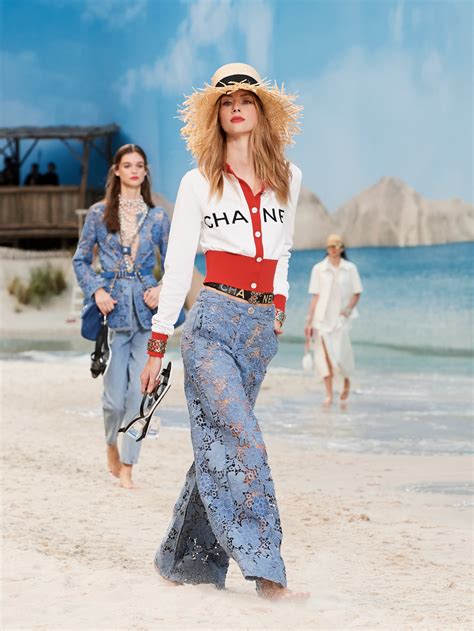 alta moda primavera estate 2019 chanel ispirazione|Chanel Alta Moda Primavera Estate 2019: visita all  .